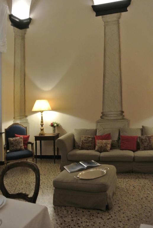 Palazzo Zecchino B&B Генуя Экстерьер фото