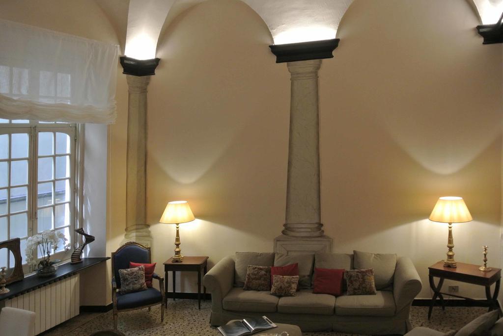 Palazzo Zecchino B&B Генуя Экстерьер фото