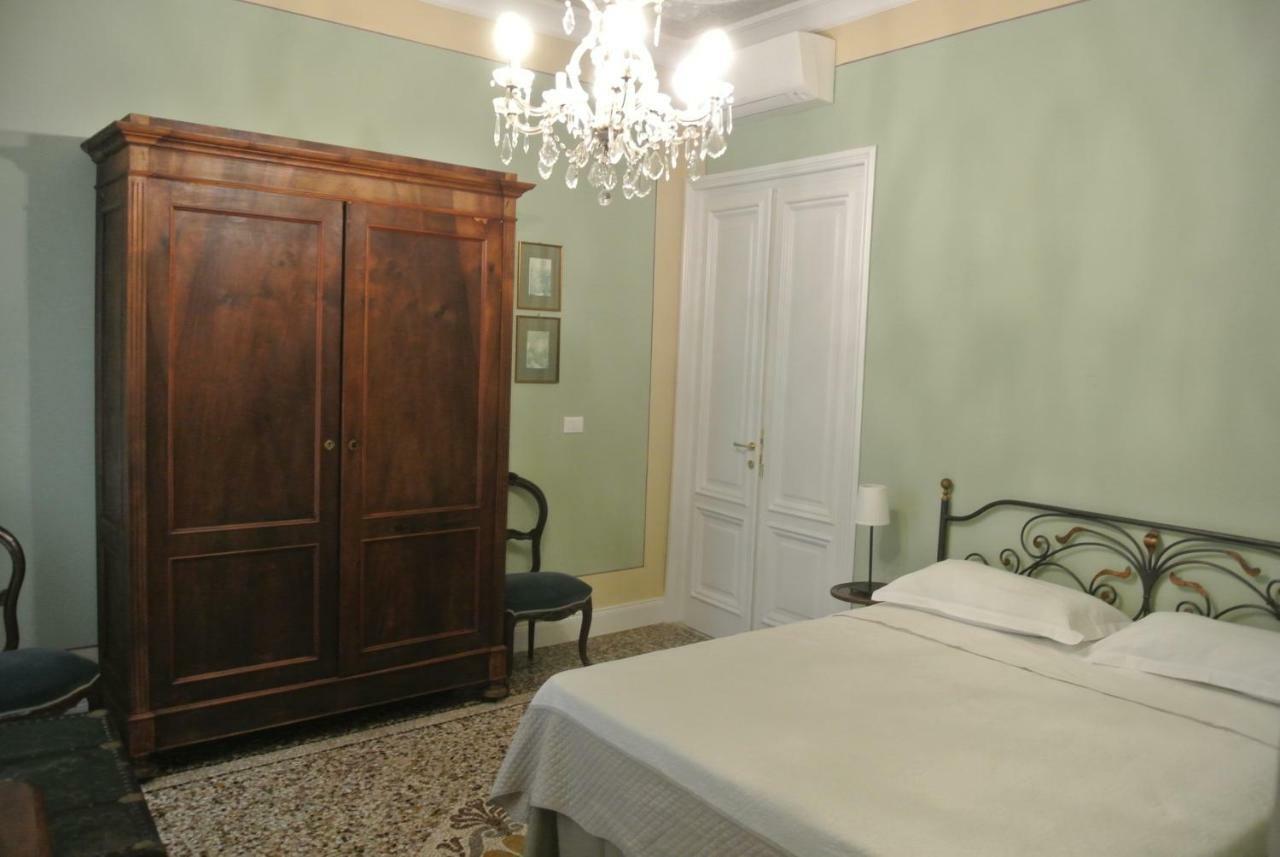 Palazzo Zecchino B&B Генуя Экстерьер фото